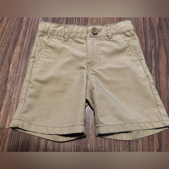 Bundle of 4, 3T Shorts - Picture 5 of 11